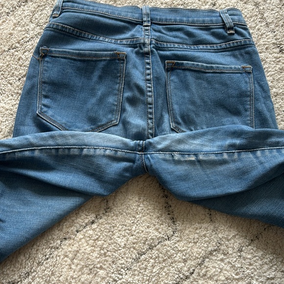 BDG Twig Super High Rise Jeans 27W Light Blue - Picture 5 of 10